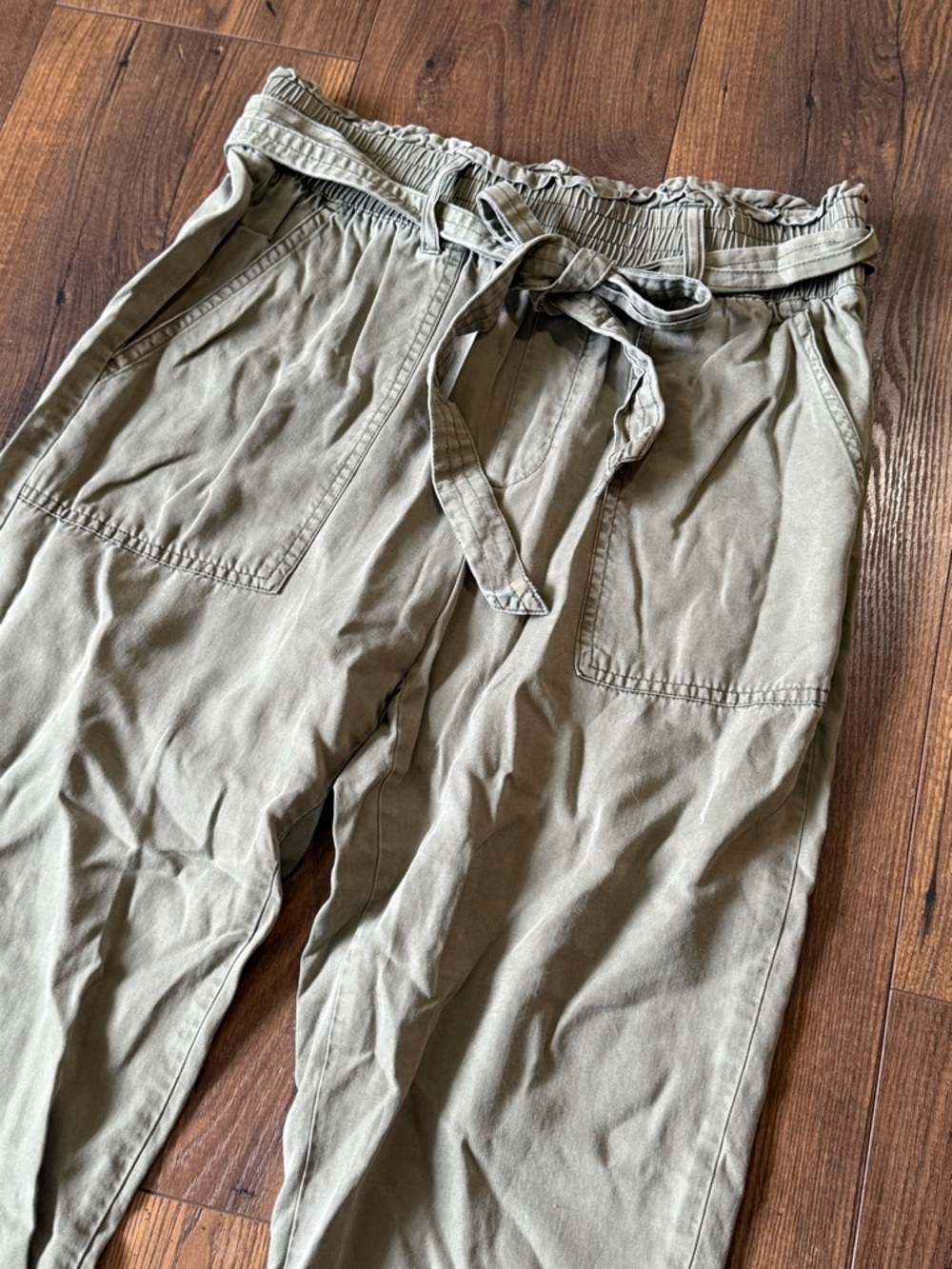 Abercrombie & Fitch Women’s High Waist Jogger Pants Size Small Olive Green - Picture 2 of 6